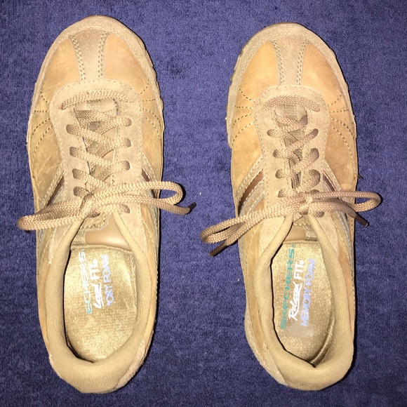 Skechers Relaxed Fit Memory Foam - Picture 1 of 6